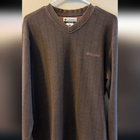 Columbia Sportswear Men's Brown sweater size xl.  Like new - Picture 1 of 5